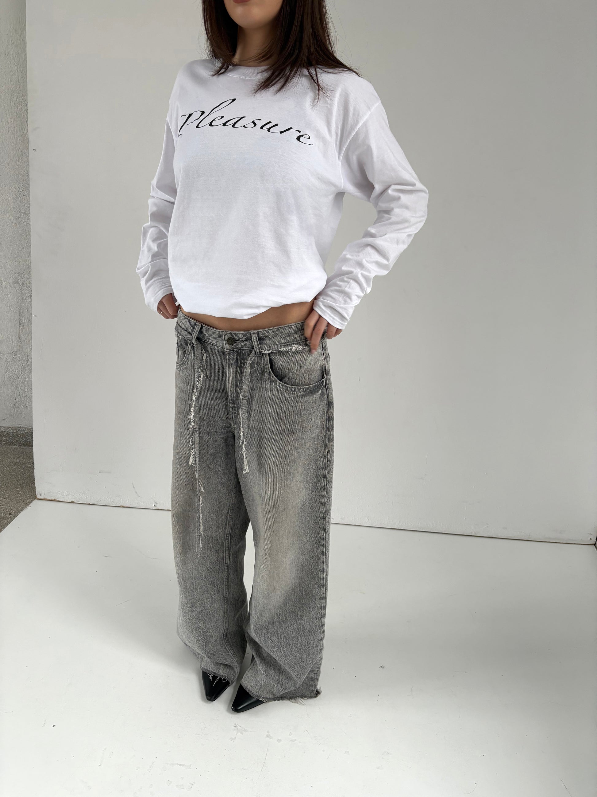 KOSZULKA Z DŁUGIM RĘKAWEM PLEASURE WHITE