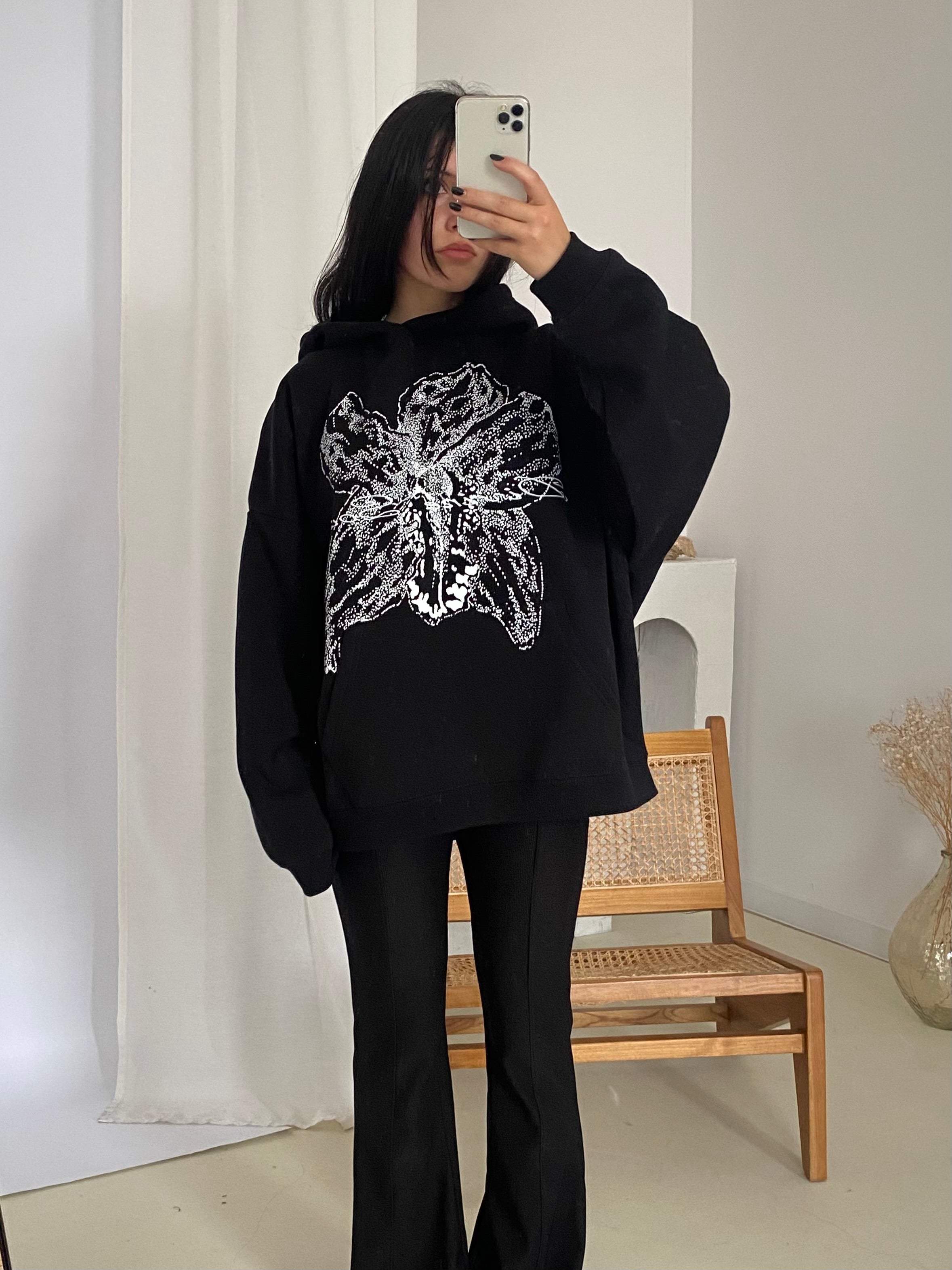 BLUZA Z KAPTUREM DIVINE SOUL BLACK