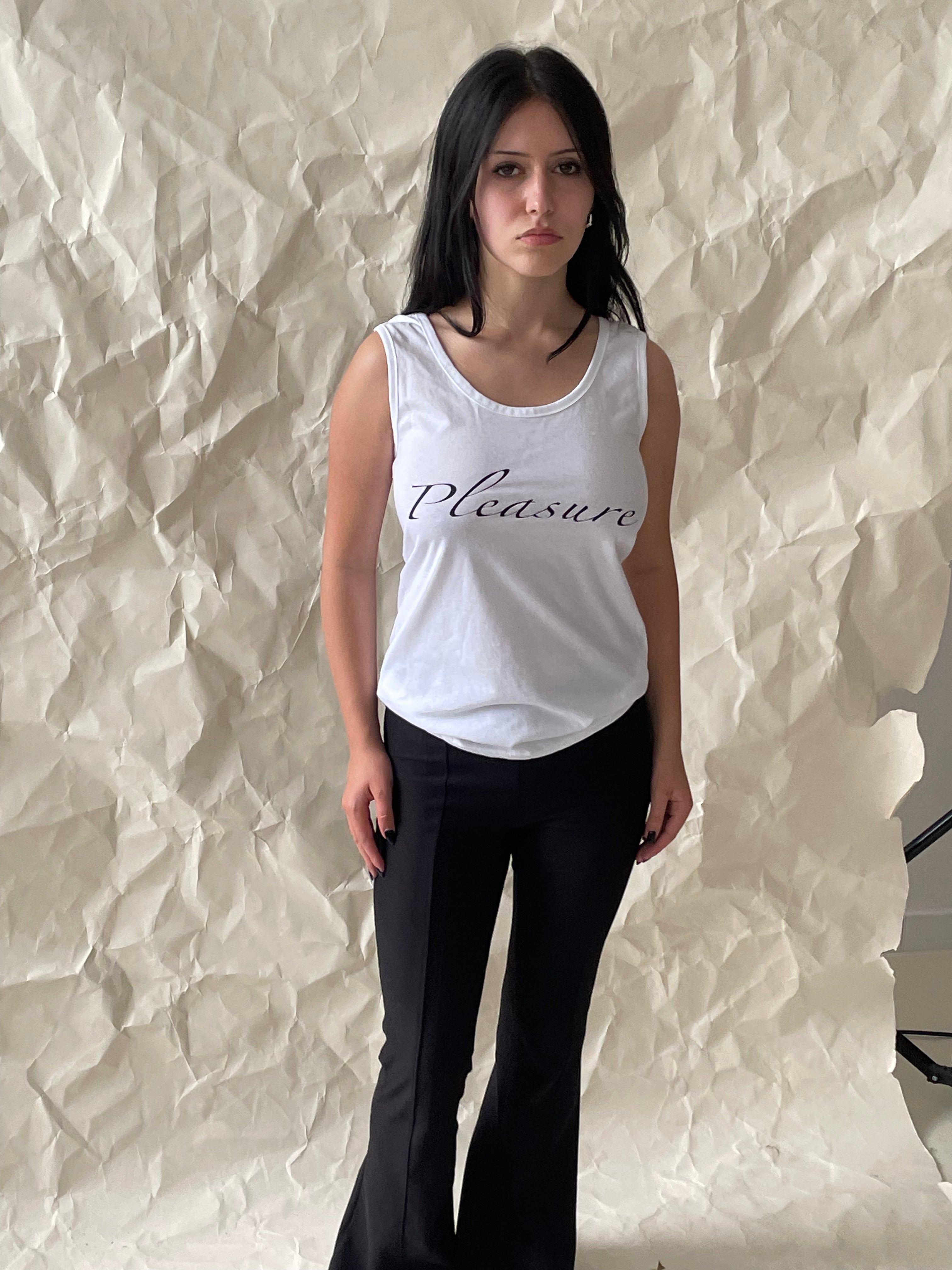 PODKOSZULEK PLEASURE V2 WHITE